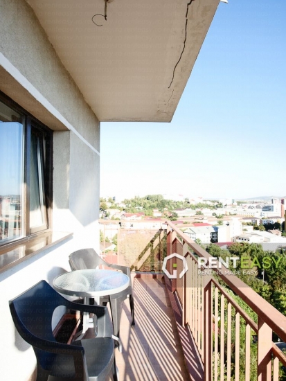 Apartament cu 2 camere de inchiriat in Centru
