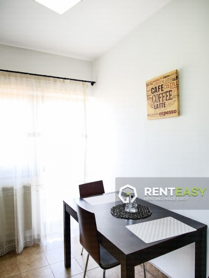 Apartament cu 2 camere de inchiriat in Centru