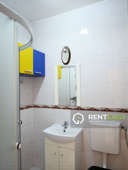 Apartament cu o camera in zona Mitropolie de inchiriat