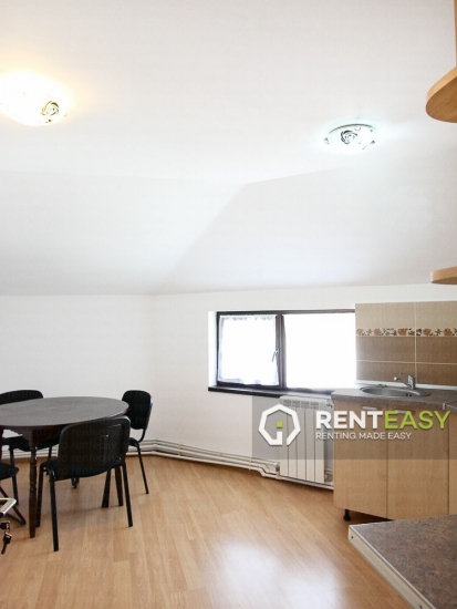 Apartament cu 3 camere la Vila in zona Palas de inchiriat