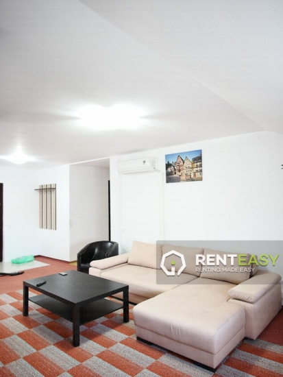 Apartament cu 3 camere la Vila in zona Palas de inchiriat