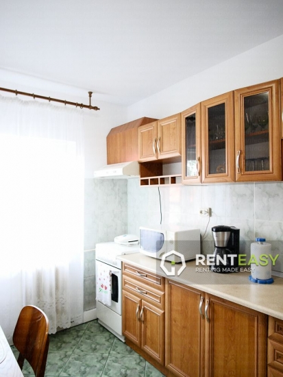 Apartament cu 3 camere in Tg Cucu de inchiriat