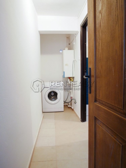 Casa cu 4 camere Centru - UMF