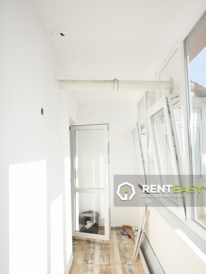 Apartament cu 3 camere in Podul de Fier