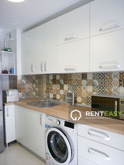 Apartament cu 3 camere in Podul de Fier