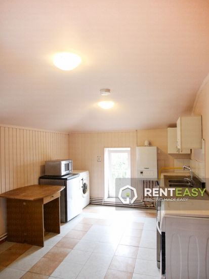 Apartament 2 camere in zona Centrala de inchiriat