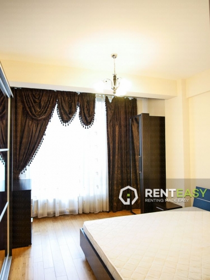 Apartament cu 2 camere langa Palas de inchiriat