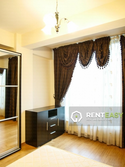 Apartament cu 2 camere langa Palas de inchiriat