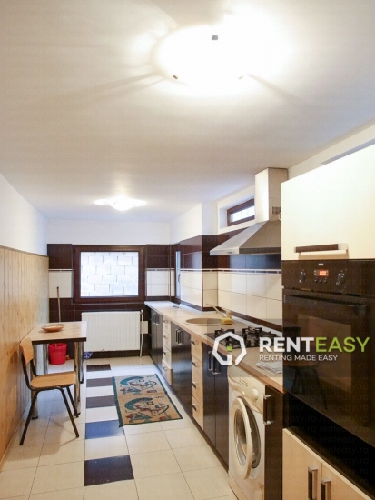 Vila 4 camere in zona Copou de inchiriat