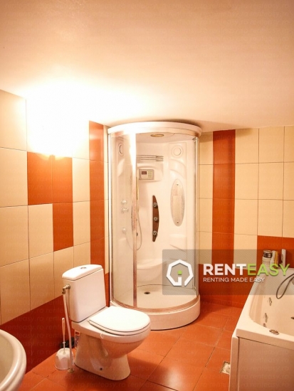 Vila 4 camere in zona Copou de inchiriat