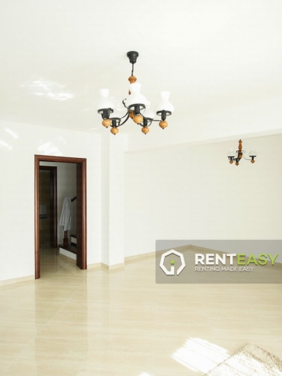 Vila de inchiriat in zona Valea Lupului