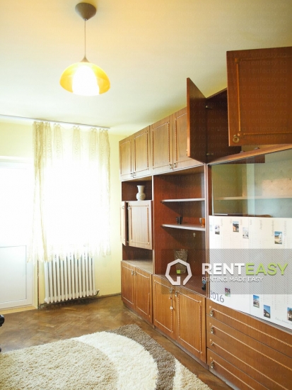 De inchiriat! Apartament 3 camere Centru - UMF