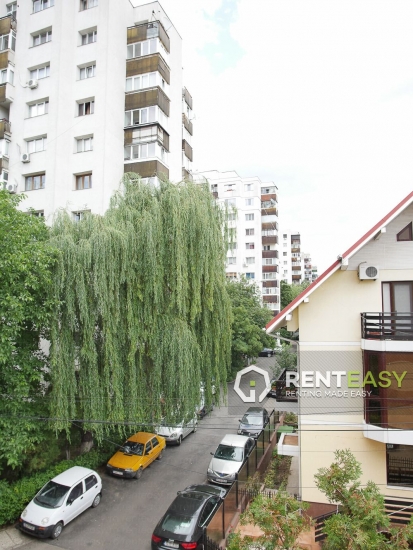 De inchiriat! Apartament 3 camere Centru - UMF
