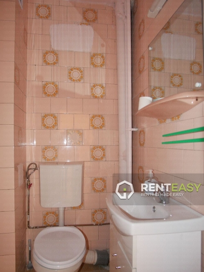De inchiriat! Apartament 3 camere Centru - UMF