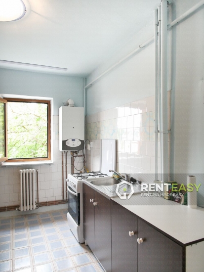 De inchiriat! Apartament 3 camere Centru - UMF