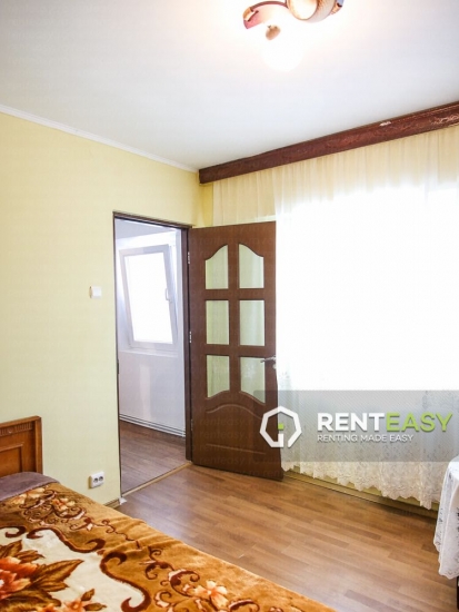 Apartament 2 camere in Centru Podul de Fier de inchiriat