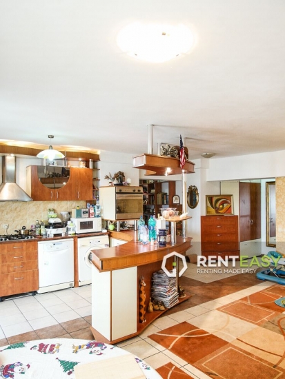 Apartament 90 mo cu 2 camere in zona Palas de inchiriat