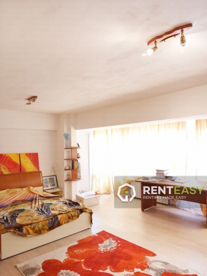Apartament 90 mo cu 2 camere in zona Palas de inchiriat