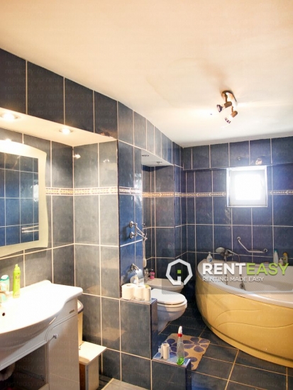 Apartament 90 mo cu 2 camere in zona Palas de inchiriat