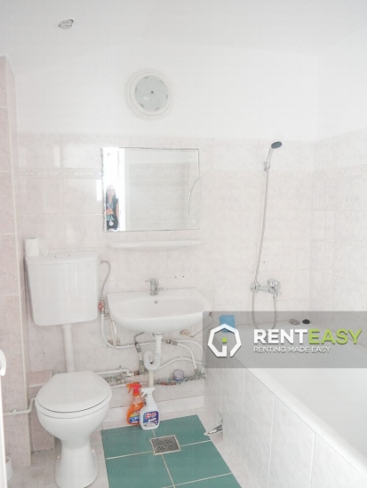 Apartament cu o camera de inchiriat situat in zona Gara - Billa