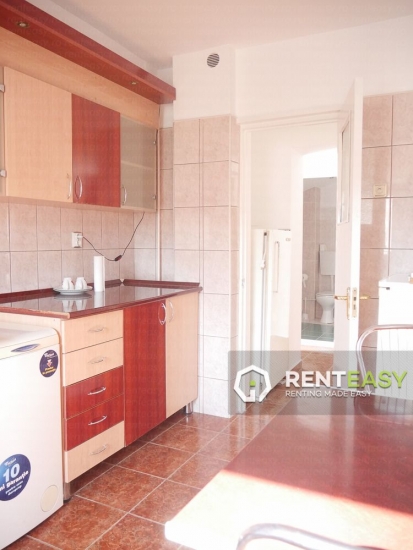 Apartament cu o camera de inchiriat situat in zona Gara - Billa