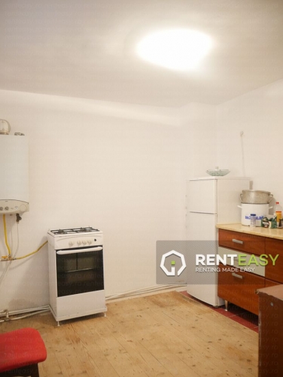 Apartament cu 2 camere la casa de inchiriat in Centru langa UMF