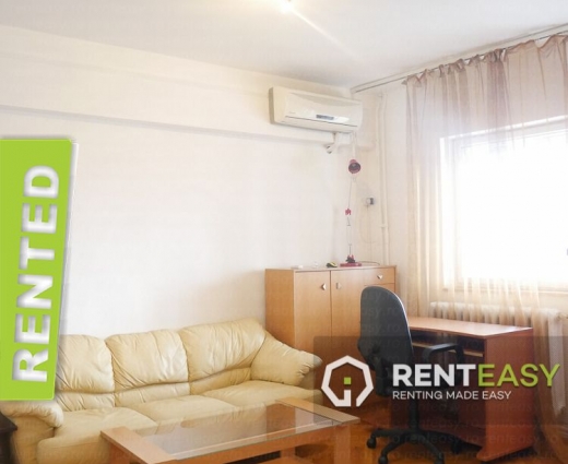 Apartament cu 3 camere decomandat de inchiriat in Centru langa Moldova Mall