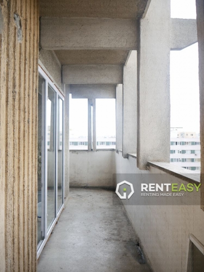 Apartament cu 3 camere decomandat de inchiriat in Centru langa Moldova Mall