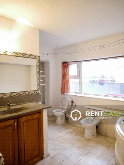 Apartament cu 4 camere de inchiriat situat in Centru - Sfantul Lazar