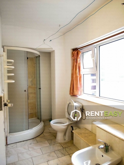 Apartament cu 4 camere de inchiriat situat in Centru - Sfantul Lazar