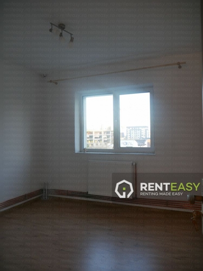Apartament cu 3 camere de inchiriat situat in Centru langa Palas