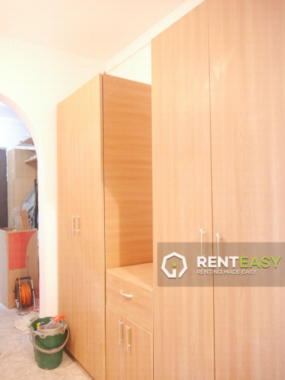 Apartament cu 3 camere de inchiriat situat in Centru langa Palas