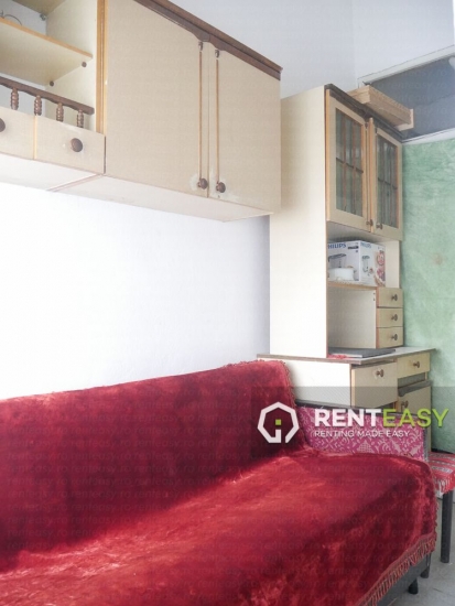 Apartament cu 4 camere oferit spre inchiriere situat langa Palas