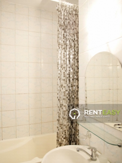 Apartament 2 camere decomandat in zona Moldova Mall de inchiriat