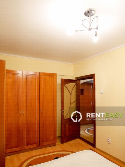 Apartament cu 3 camere in Pacurari de inchiriat