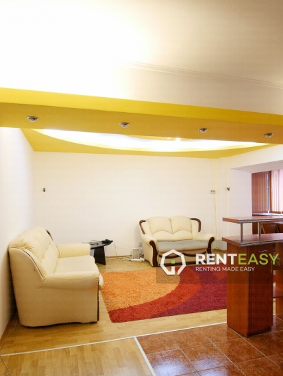 Apartament cu 3 camere in Pacurari de inchiriat