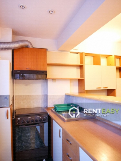 Apartament 4 camere decomandat langa Moldova de inchiriat
