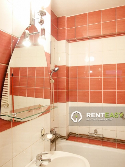 Apartament 4 camere decomandat langa Moldova de inchiriat
