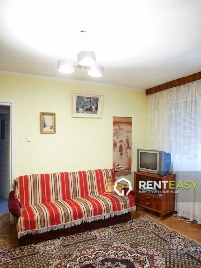 Apartament 3 camere in Podul Ros de inchiriat