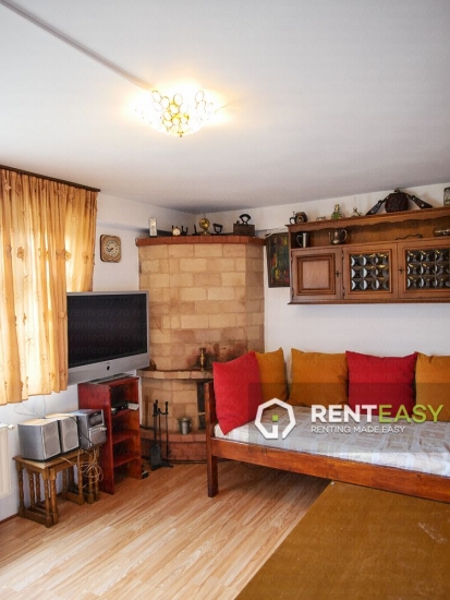 Apartament cu 2 camere de inchiriat in Sararie la casa