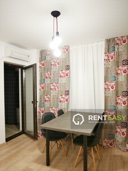 Apartament de lux cu 3 camere de inchiriat in Tatarasi - Bloc nou