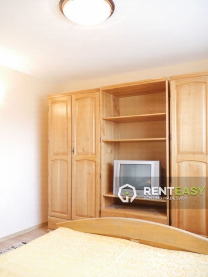 Apartament cu 3 camere - Podul de Fier de inchiriat