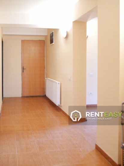 Apartament cu 3 camere - Podul de Fier de inchiriat