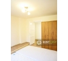 Apartament cu 3 camere si curte de inchiriat in Centru