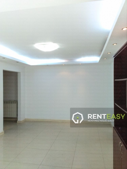 Apartament 3 camere de inchiriat in zona Podul Ros