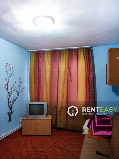Apartament decomandat cu 3 camere de inchiriat in zona Casa Sindicatelor