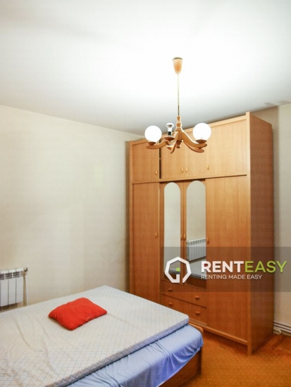 Apartament decomandat cu 3 camere de inchiriat in zona Casa Sindicatelor