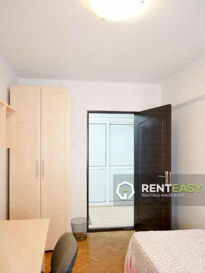 Apartament cu 3 camere in zona Centrul Palas de inchiriat