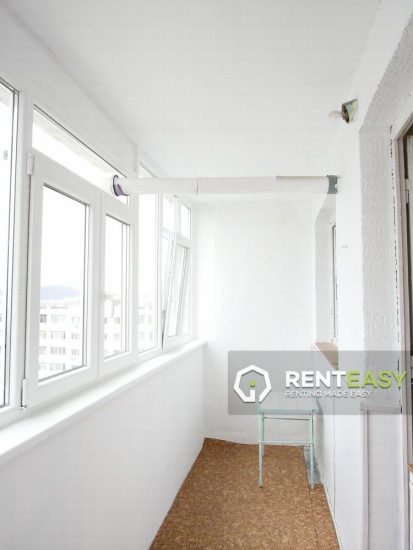 Apartament decomandat cu 3 camere in Podul Ros de inchiriat
