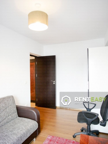 Apartament cu 3 camere de inchiriat in Podu Ros